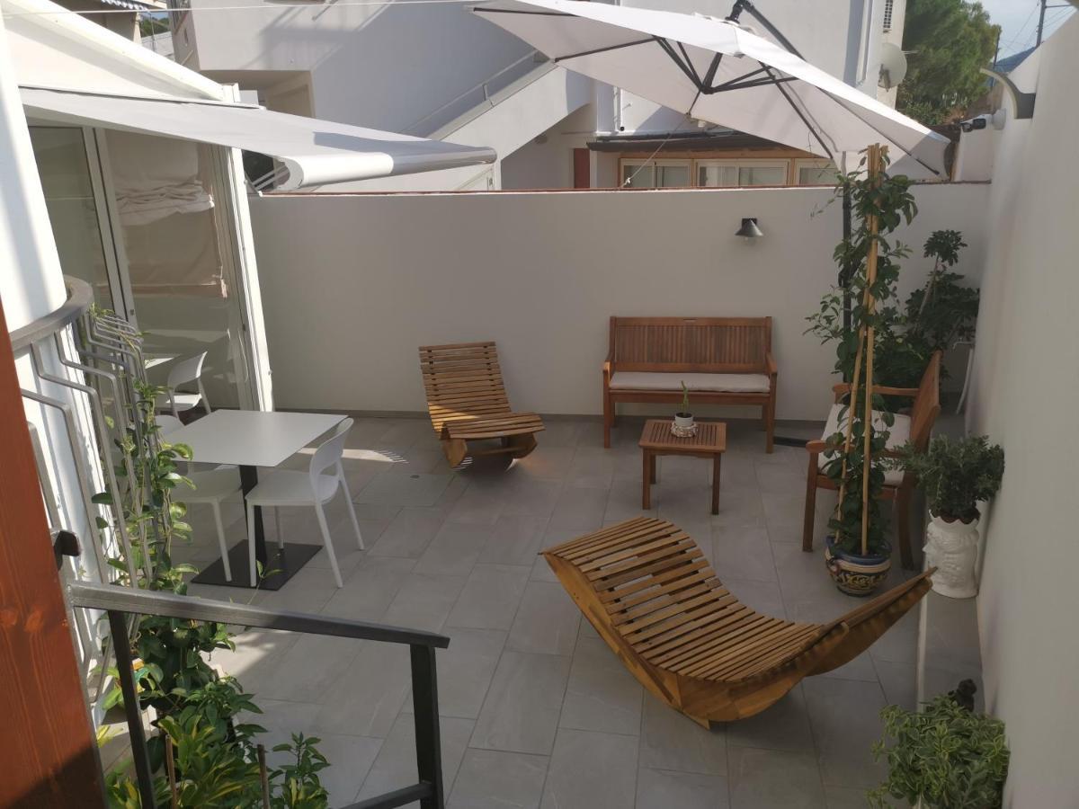 Esperia B&B Oliveri Eksteriør bilde